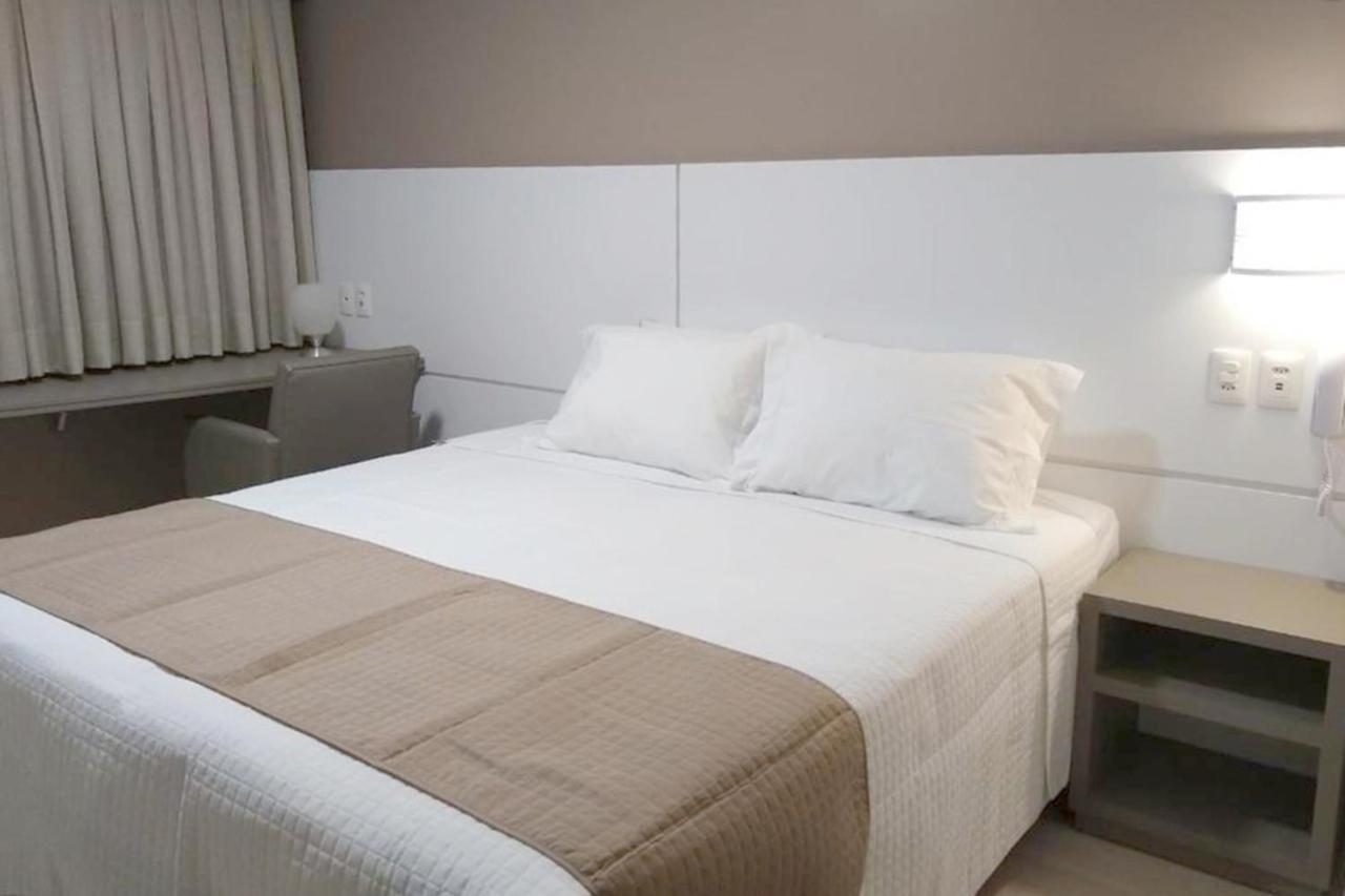 Tri Executive 4*