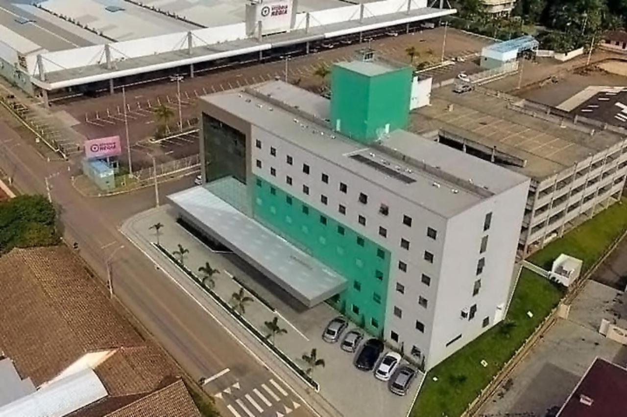 Tri Executive Hotel